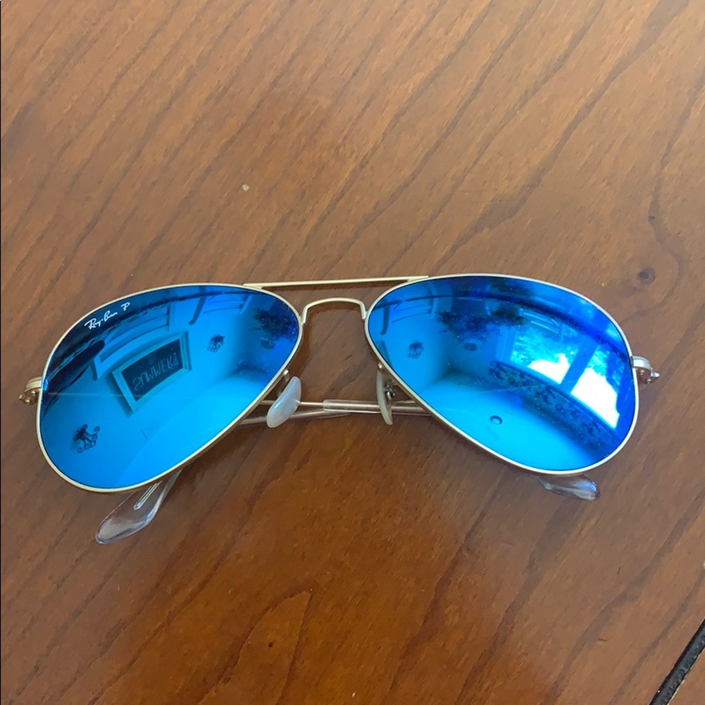 Authentic polarized blue aviator raybans